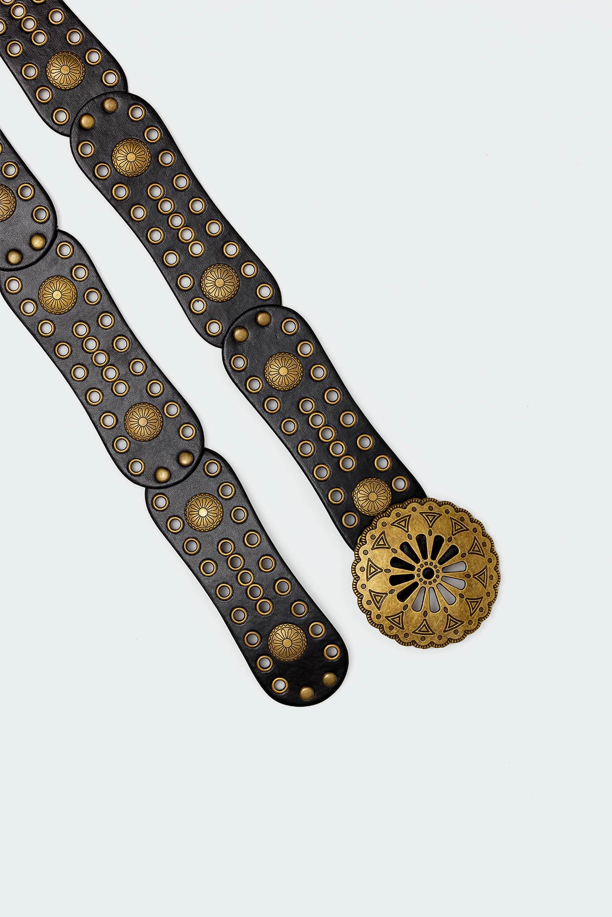 Scalloped Circle Faux Leather Belt - Image 3