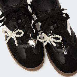 Assorted Shoe Charm Set