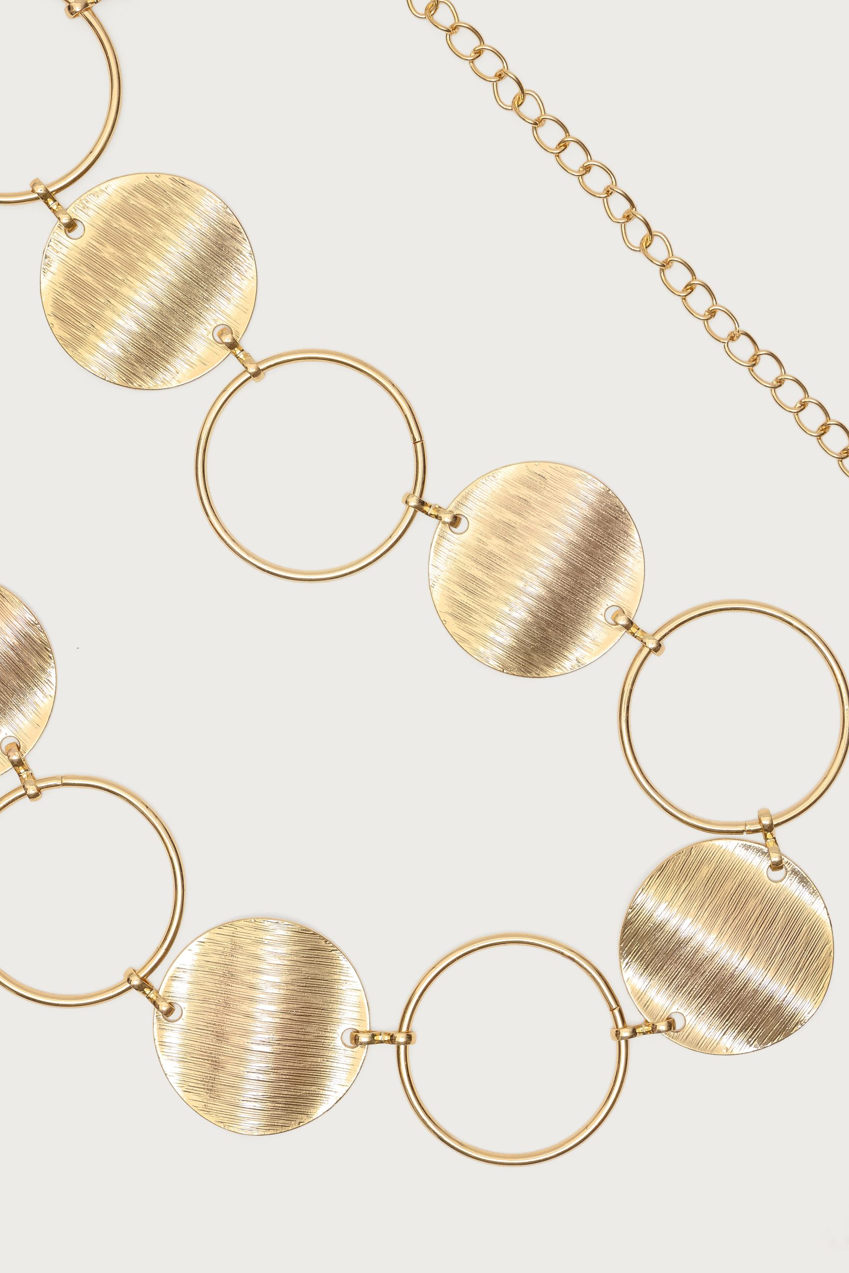 Chunky Circle Chain Belt - Image 3