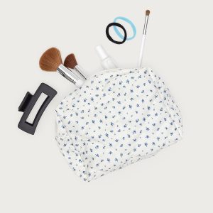 Bloomy Quilted Makeup Bag