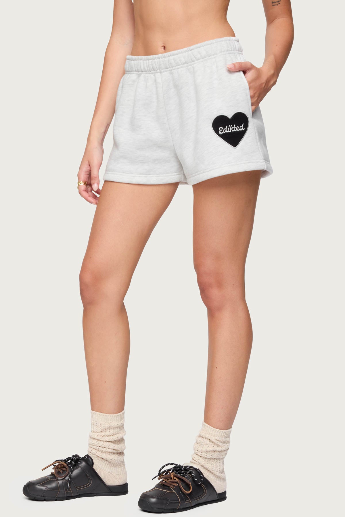 Big Love Edikted Sweat Shorts - Image 4