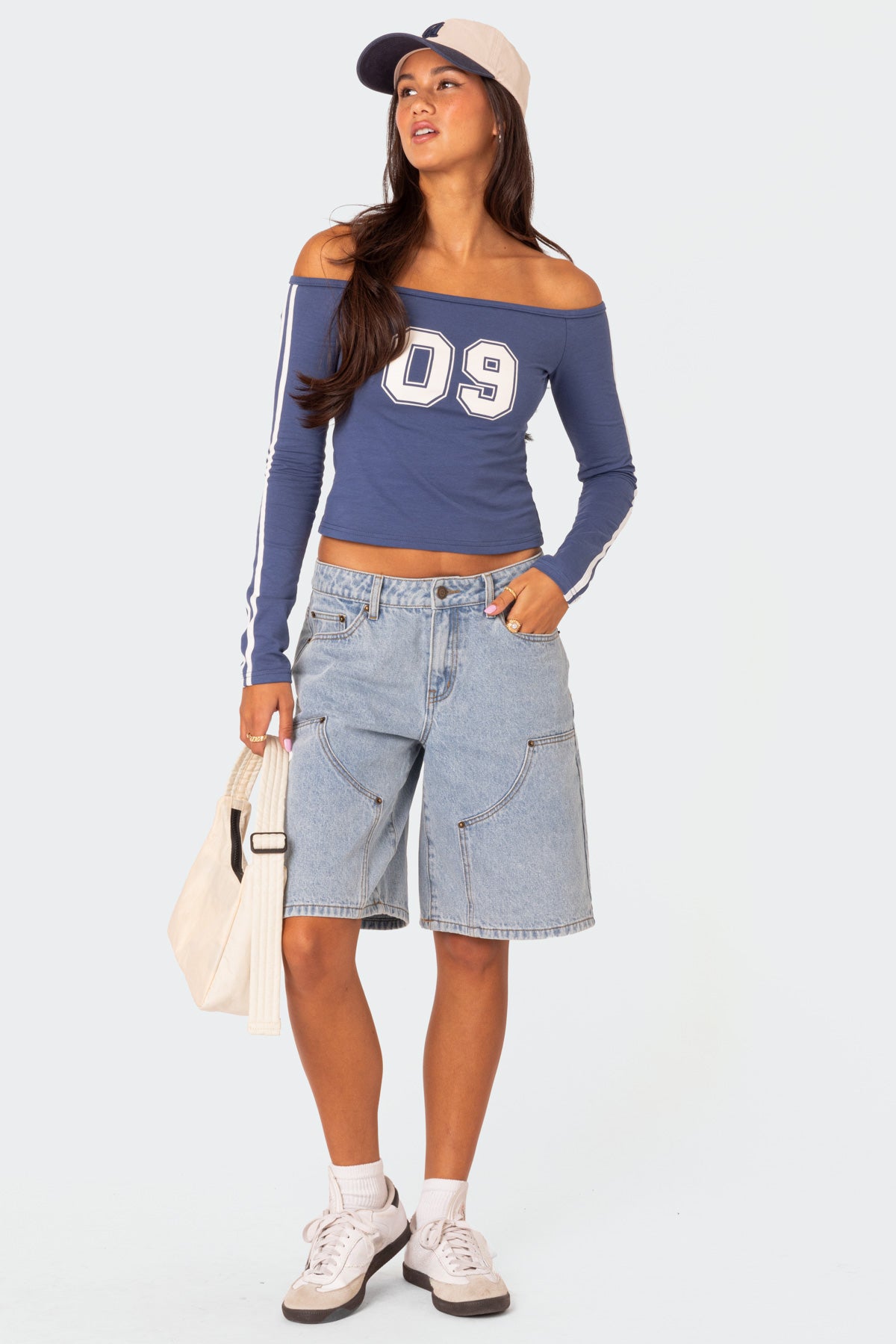 90'S Off Shoulder Long Sleeve T Shirt - Image 2