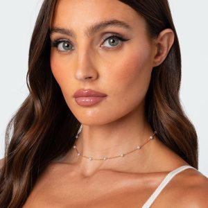 Spaced Out Pearly Necklace