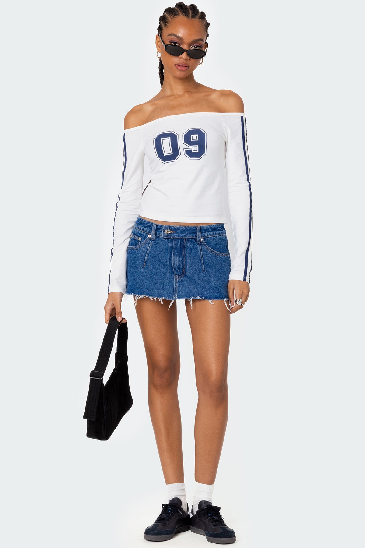 90'S Off Shoulder Long Sleeve T Shirt - Image 2