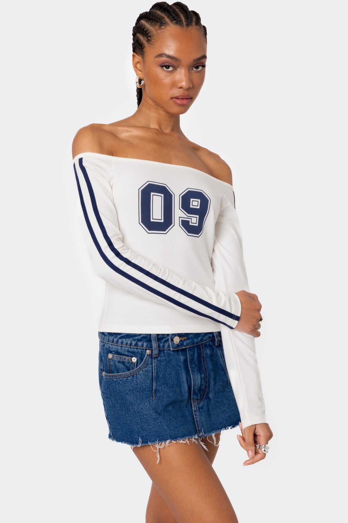 90'S Off Shoulder Long Sleeve T Shirt - Image 3