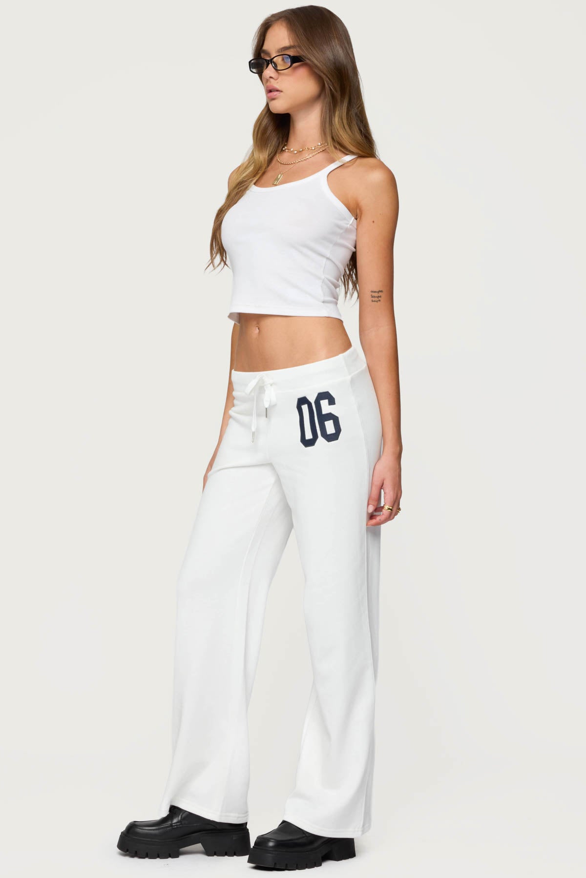 06 Sweatpants - Image 4