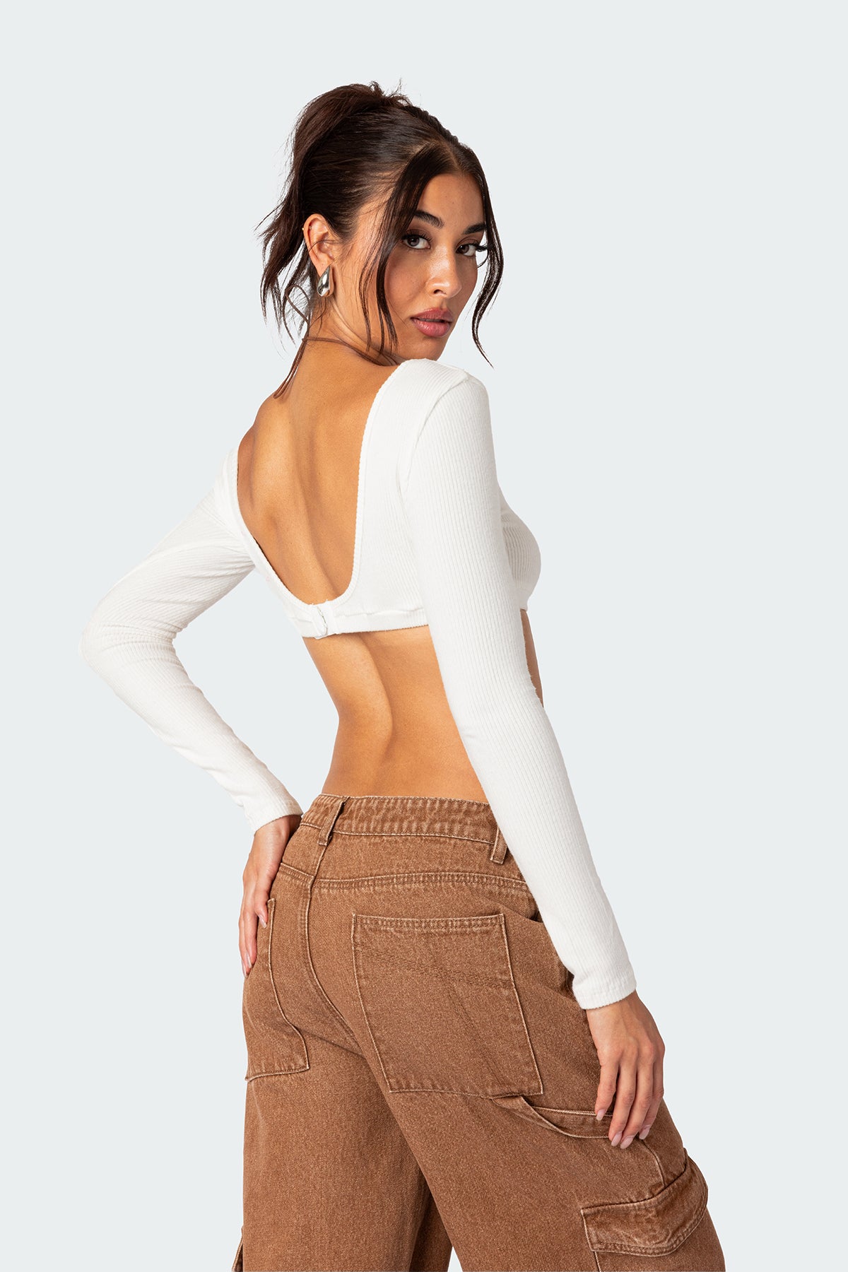 Sydney Ribbed Open Back Crop Top - Image 4
