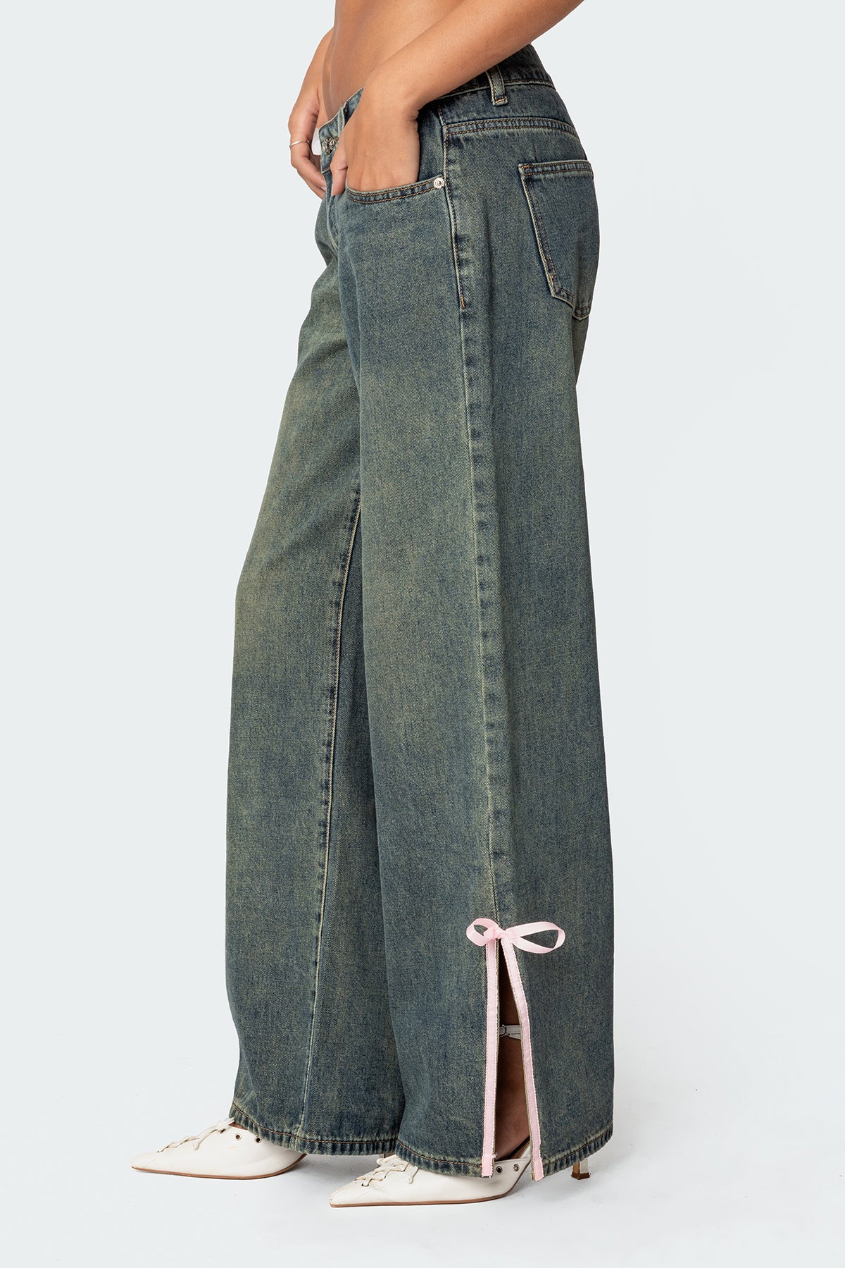 Bow Slitted Vintage Washed Jeans - Image 4
