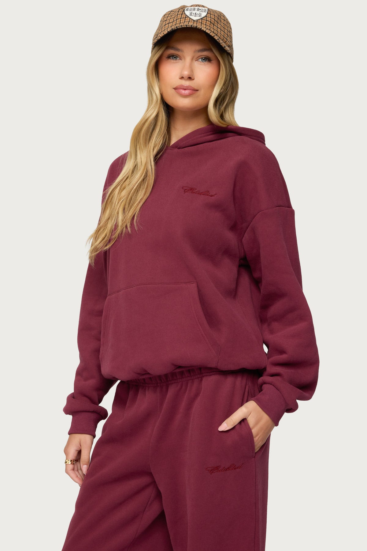 Basic Girl Oversized Edikted Hoodie - Image 5