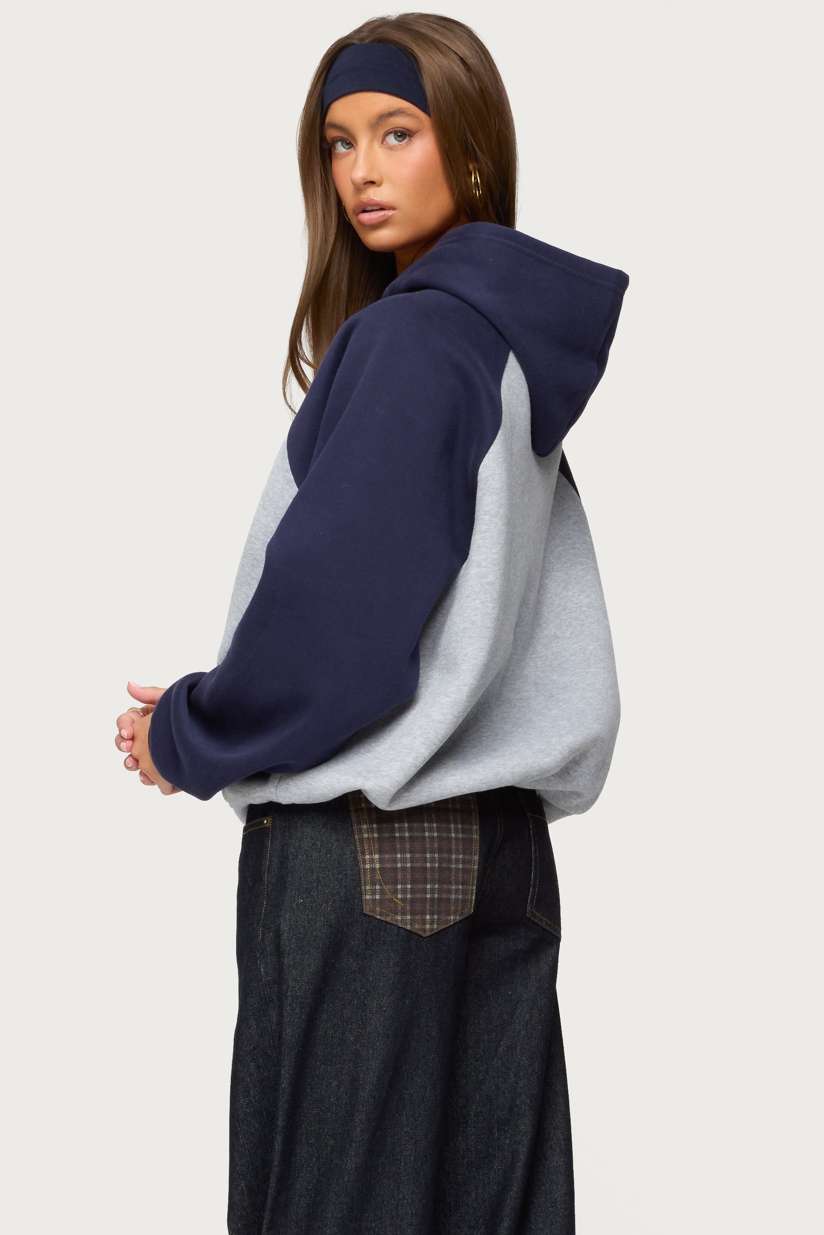 Angels Raglan Oversized Hoodie - Image 5