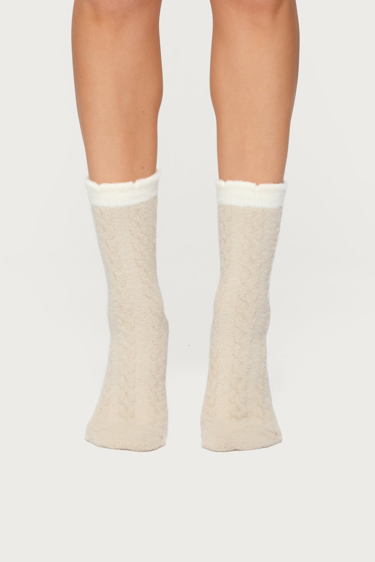 Contrast Fuzzy Cable Knit Socks - Image 2
