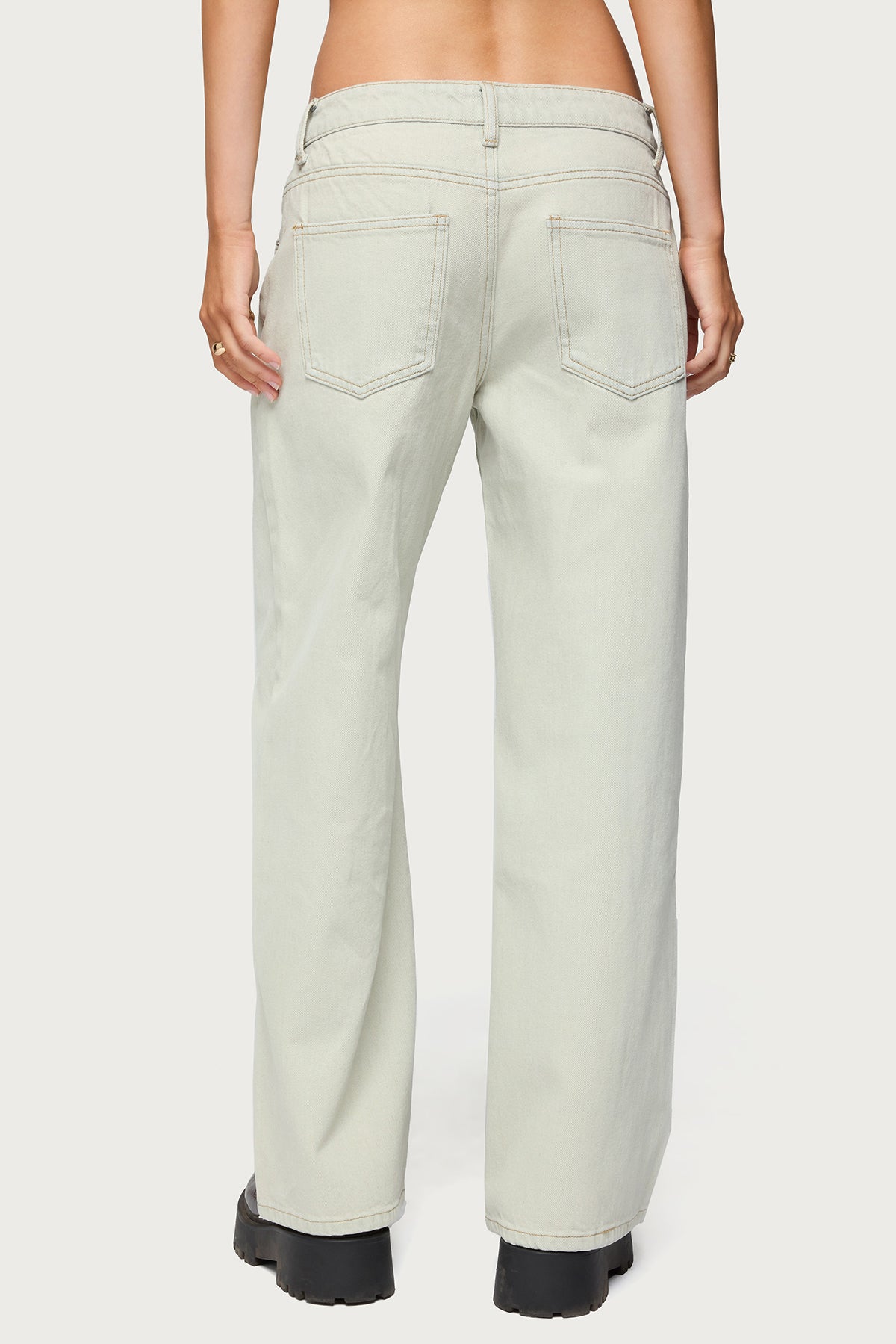 Petite Raelynn Washed Low Rise Jeans - Image 5