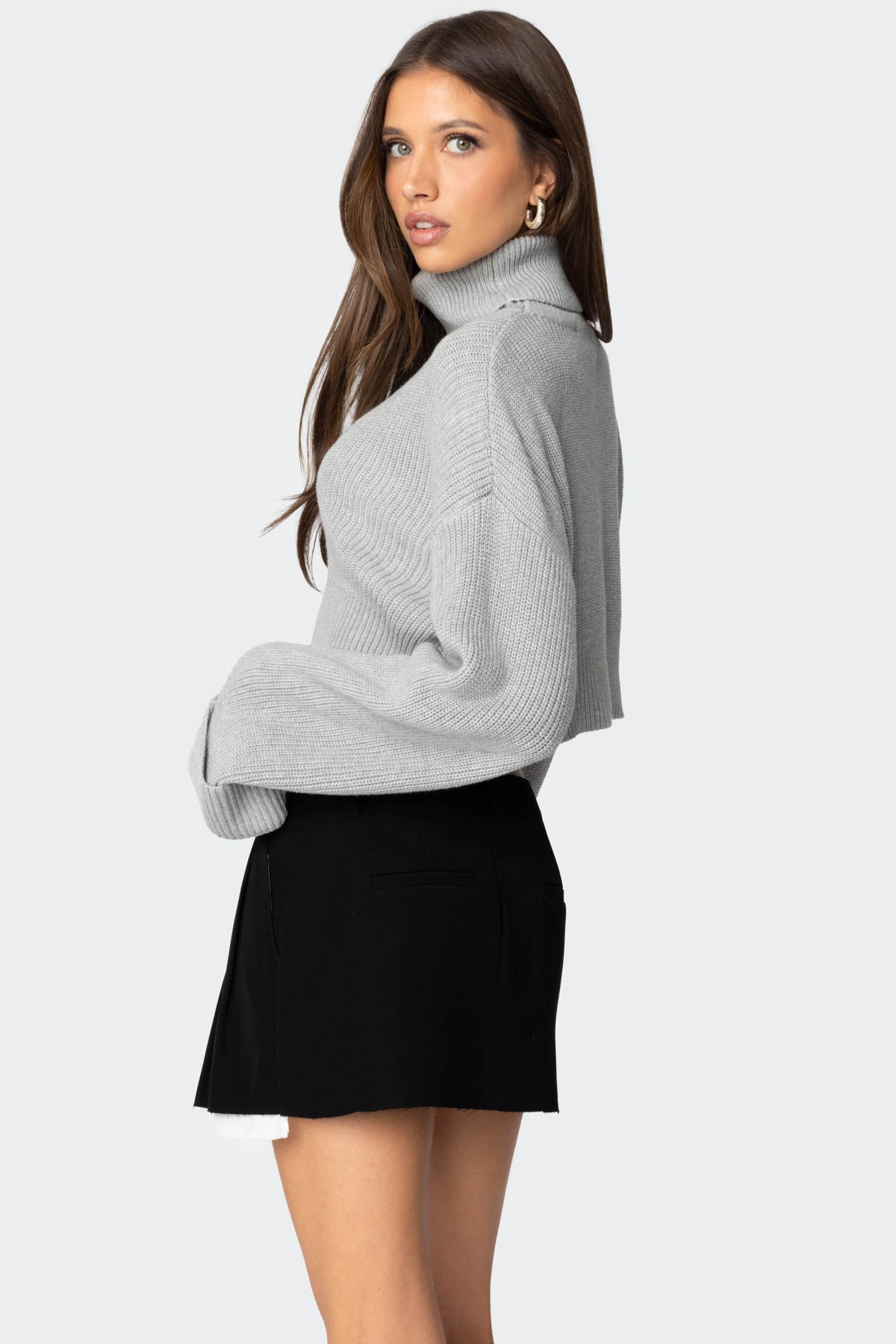 Oversized Turtle Neck Cropped Sweater - Image 3
