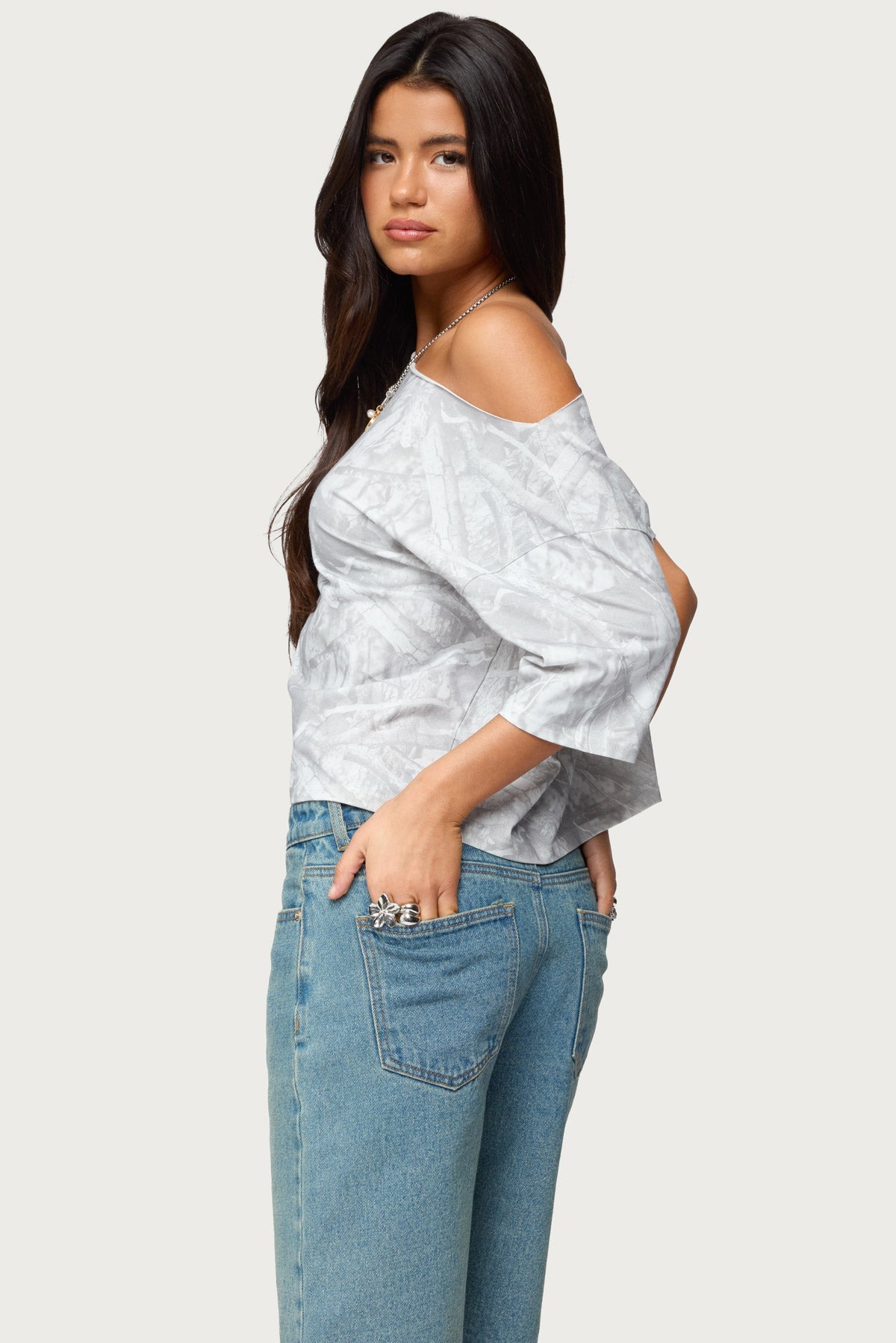 Davida Off Shoulder Camo Top - Image 5