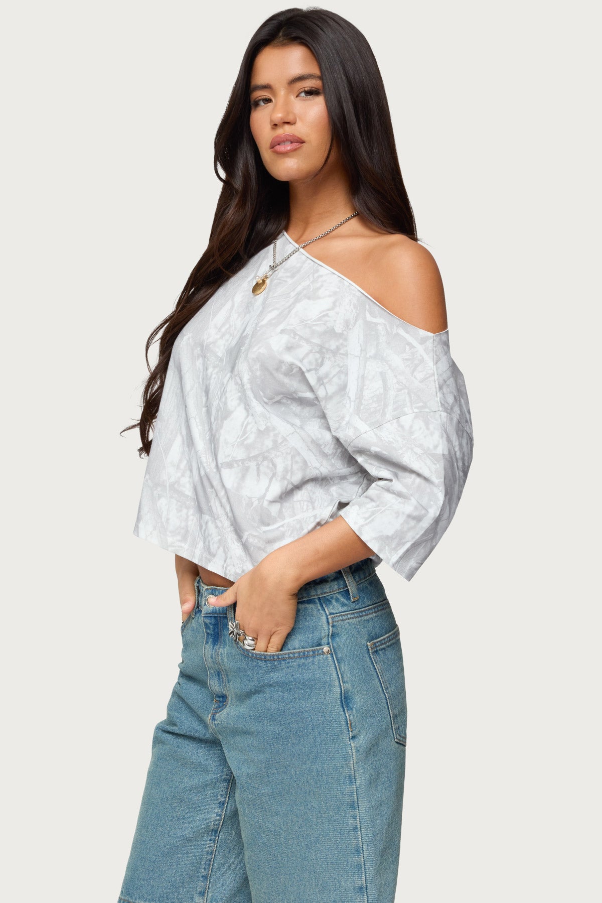 Davida Off Shoulder Camo Top - Image 3