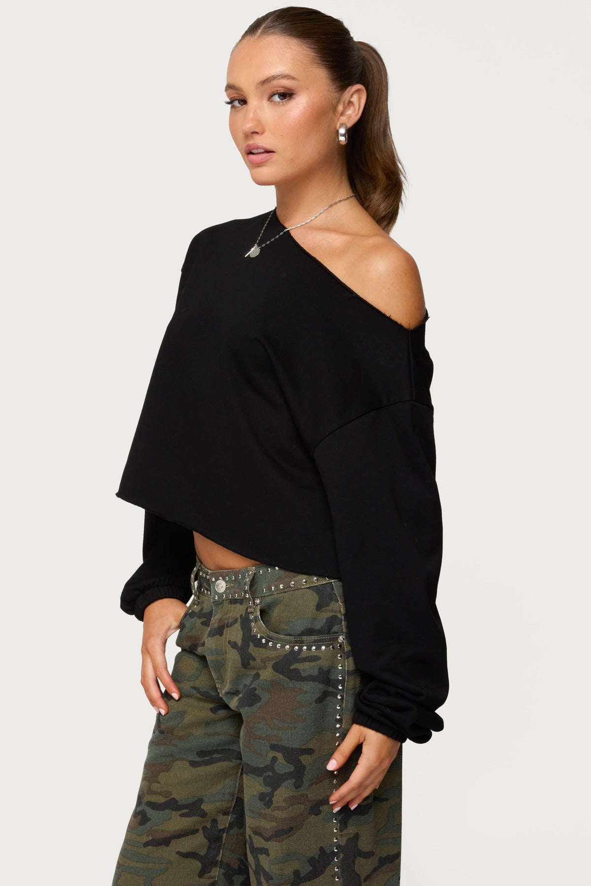 Aveline Off Shoulder Light Sweatshirt - Image 3
