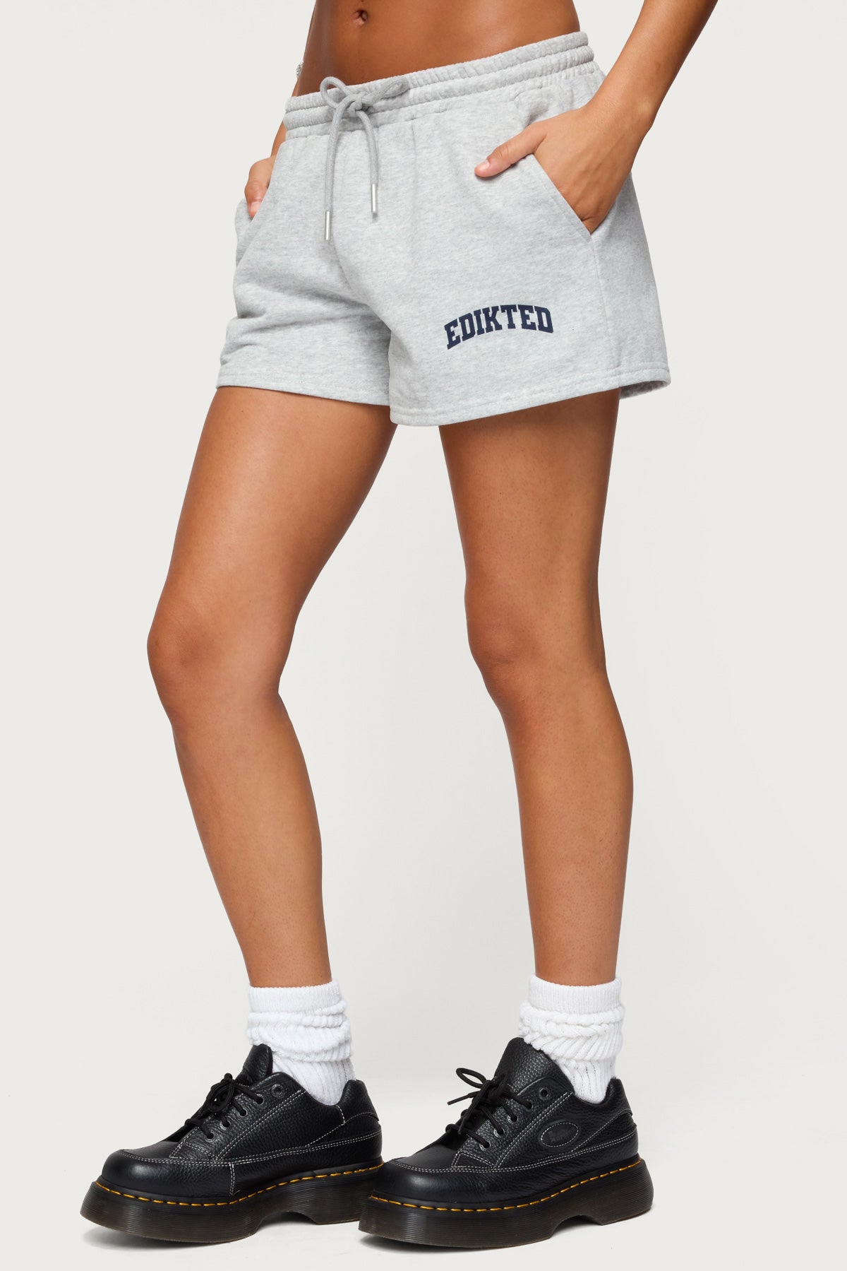 Off Duty Edikted Sweat Shorts - Image 4