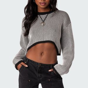 Gwenyth Textured Cropped Sweater