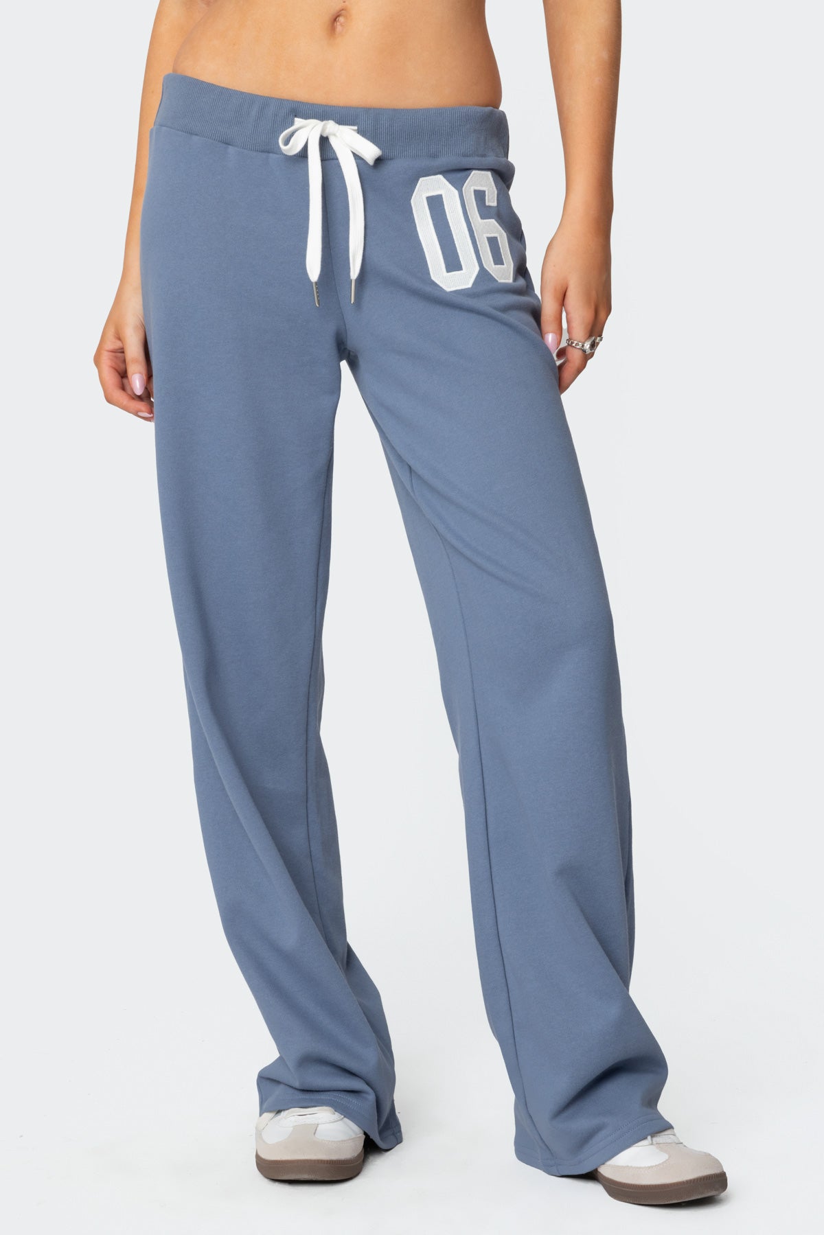 06 Sweatpants - Image 2