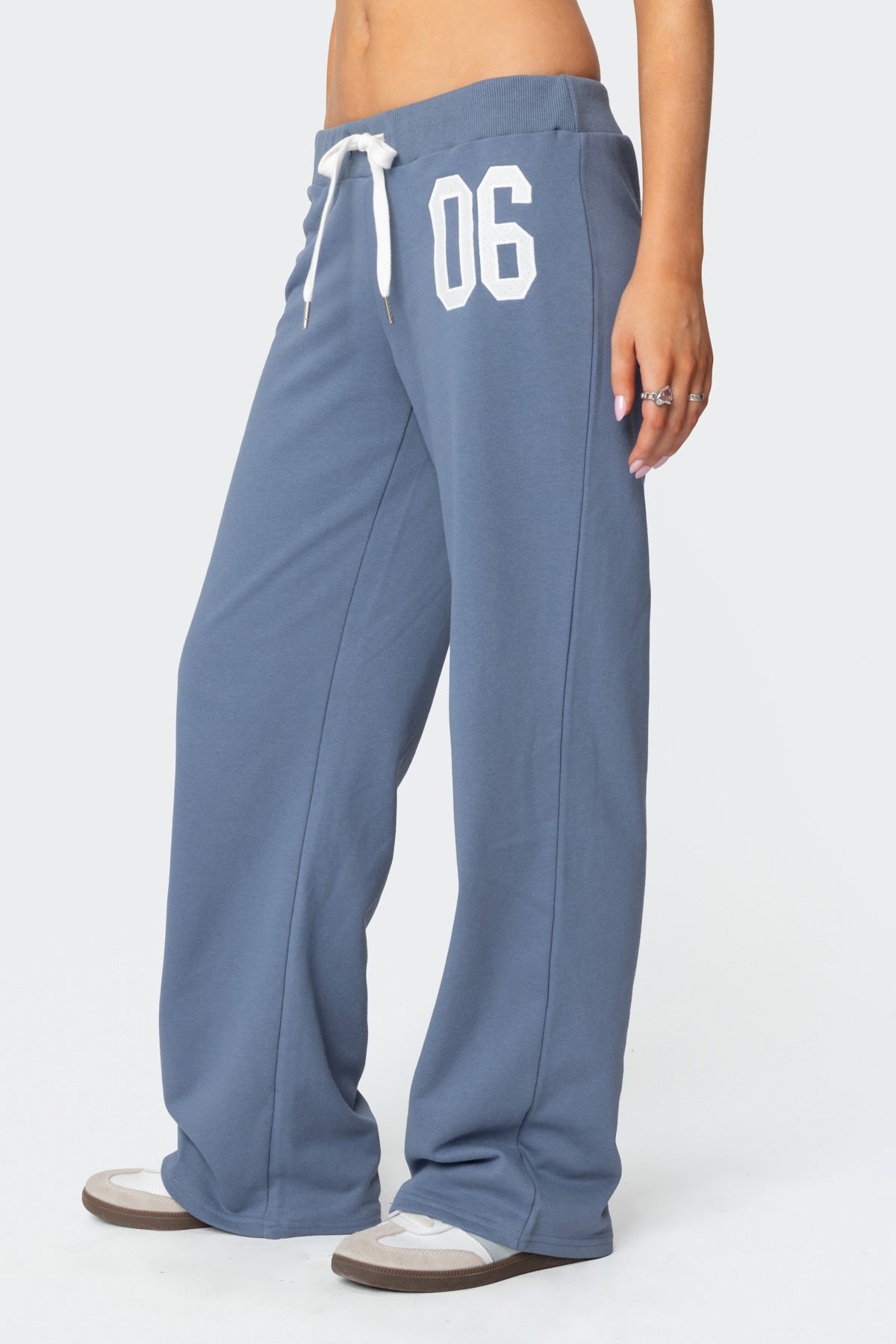 06 Sweatpants - Image 4